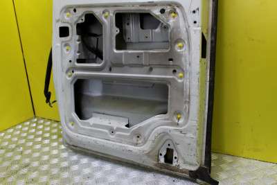 Двері задні праві Renault Trafic II, Opel Vivaro II, Nissan Primastar II (2006-2014) рестайл