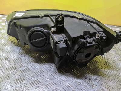 Фара передня права BMW X5 E70 (2007-2010) дорестайл