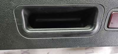 Захист замку кришки багажника Mercedes ML W164 (2005-2011)