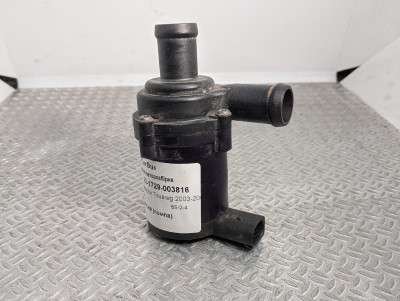 Насос водяний (помпа) Audi Q7 (2010-2015)