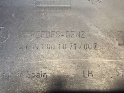Ікло (кут) бампера лівий Mercedes-Benz Vito W 639 (2003-2010) дорестайл