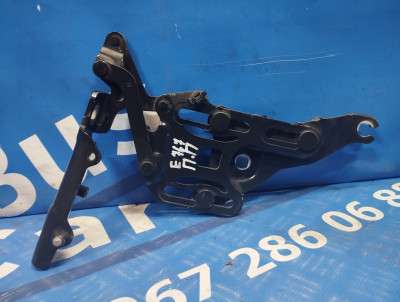 Петля капота правая BMW X5 E70 (2007-2010) дорестайл