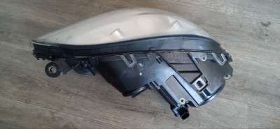Фара передня права Mercedes ML W164 (2005-2011)