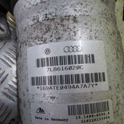 Стійка амортизатора заднього правого Audi Q7 (2010-2015)