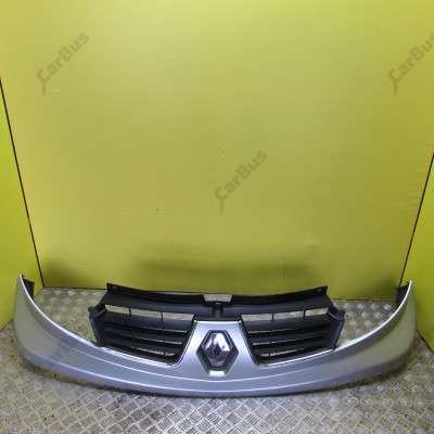 Накладка бампера переднього центральна Renault Trafic II, Opel Vivaro II, Nissan Primastar II (2006-2014) рестайл