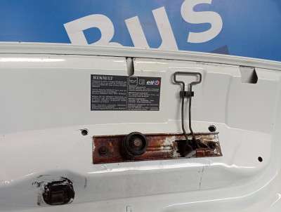 Капот Renault Trafic II, Opel Vivaro II, Nissan Primastar II (2001-2006) дорестайл
