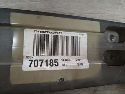 Підсилювач бампера передній Chevrolet Bolt EV (2017-2021)