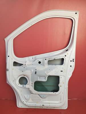 Двері передні праві Renault Trafic II, Opel Vivaro II, Nissan Primastar II (2006-2014) рестайл