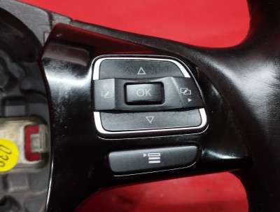 Руль Volkswagen Touareg NF (2010-2014)