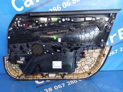 Обшивка (карта) двері передньої лівої BMW 5 G30 (2016-2023)
