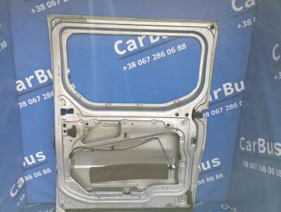 Дверь сдвижная правая Renault Trafic II, Opel Vivaro II, Nissan Primastar II (2006-2014) рестайл