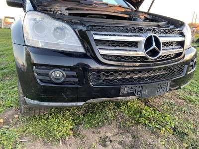 Бампер передний Mercedes GL X164