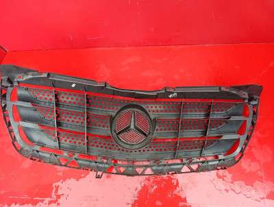 Решетка радиатора Mercedes-Benz Sprinter W 906 (2014-2018) рестайл
