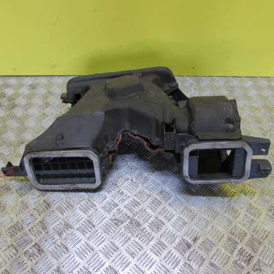 Корпус пічки Renault Trafic II, Opel Vivaro II, Nissan Primastar II (2006-2014) рестайл