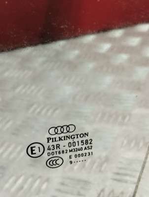 Скло бокових дверей передніх лівих Audi Q7 (2010-2015)