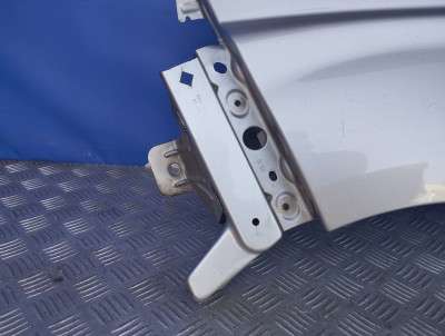 Крило переднє ліве Renault Trafic II, Opel Vivaro II, Nissan Primastar II (2006-2014) рестайл