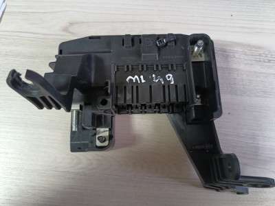Блок предохранителей Mercedes ML W166 (з 2011)