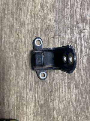 Петля Nissan Rogue 2014-2020