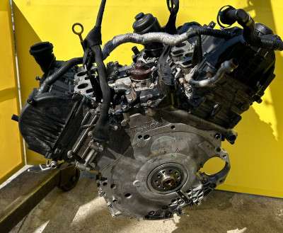 Двигун CRCA 3.0 TDI Volkswagen Touareg NF (2010-2014)