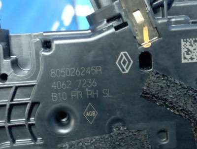 Замок двери передней правой Renault Zoe (2012-2019)