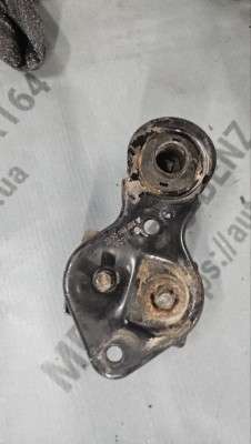 Замок капота Mercedes ML W164 (2005-2011)