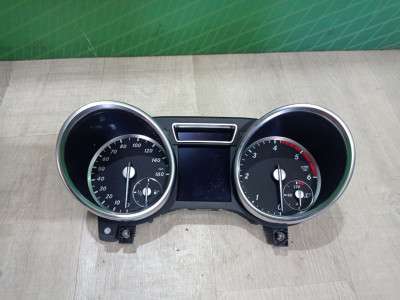 Панель приладів (щиток приладів) Mercedes GL X166