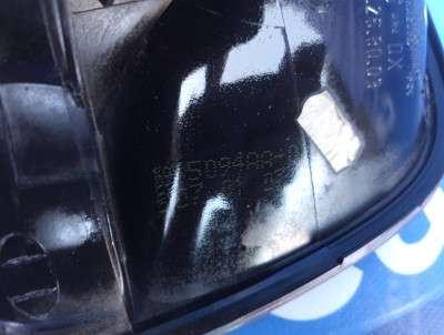 Ліхтар кришки багажника правий Volkswagen Touareg (2007-2010) рестайл