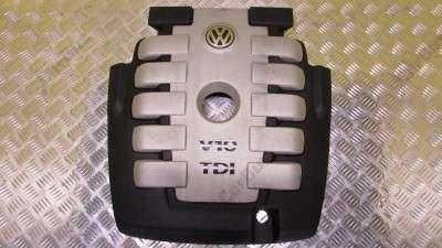 Накладка декоротивна (на ДВС) Volkswagen Touareg (2003-2006) дорестайл