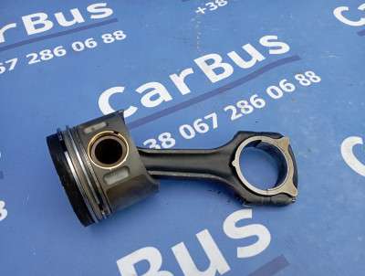 Поршень із шатуном Mercedes-Benz Sprinter W 906 (2006-2014) дорестайл