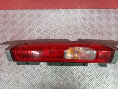 Фонарь задний (стоп сигнал) Renault Trafic II, Opel Vivaro II, Nissan Primastar II (2006-2014) рестайл