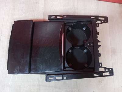 Пепельница передняя E-class W212