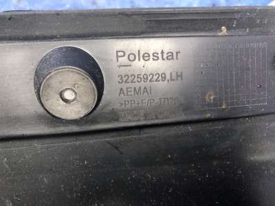 Порог (комплект) Polestar 2 (2020-2023)