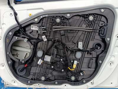 Двері передні праві KIA NIRO 2019 - 2022