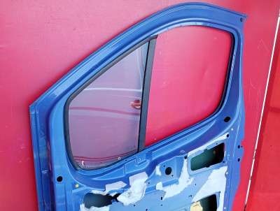 Двері передні праві Renault Trafic II, Opel Vivaro II, Nissan Primastar II (2006-2014) рестайл