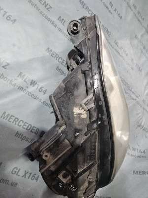 Фара передня права Mercedes ML W164 (2005-2011)