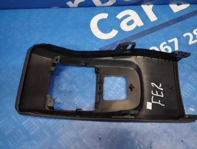 накладка задней консоли Ford Escape 3 FL ( 2012 - 2019 )