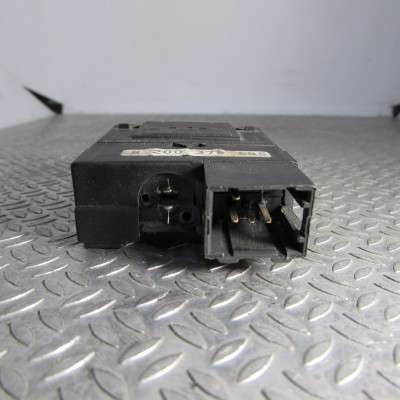 Кнопка коректора фар Renault Trafic II, Opel Vivaro II, Nissan Primastar II (2006-2014) рестайл