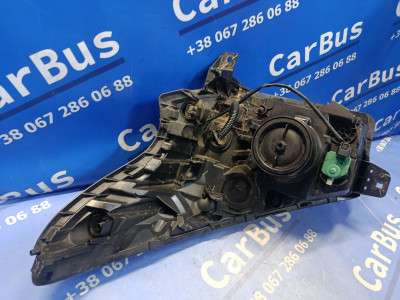 Фара передня права Renault Trafic III, Opel Vivaro III (2014-2020)