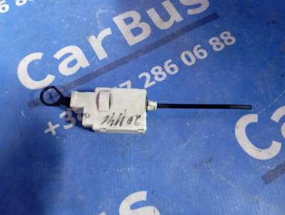 Электропривод (сервопривод) лючка бензобака Renault Trafic II, Opel Vivaro II, Nissan Primastar II (2006-2014) рестайл
