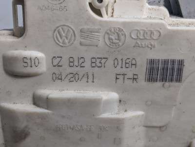 Замок дверей передньої правої Volkswagen Touareg NF (2010-2014)