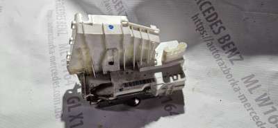Замок двери передней левой Mercedes ML W164 (2005-2011)