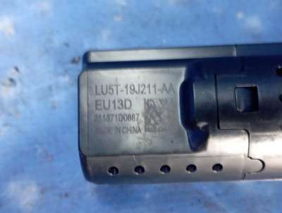 Роз`єм AUX/USB Ford Mustang Mach-E  Select Premium  ( 2019 - 2026 )
