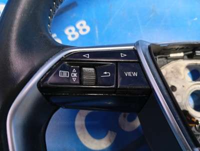 Руль Audi E-TRON