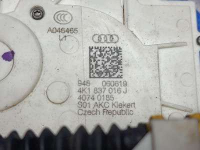 Замок дверей передньої правої Audi E-TRON