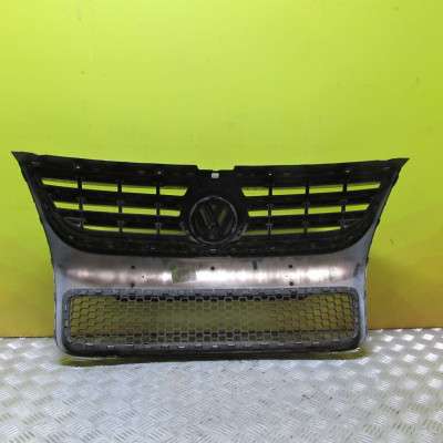 Решітка радіатора Volkswagen Touareg (2007-2010) рестайл