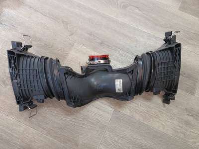Патрубок турбіни Mercedes ML W164 (2005-2011)