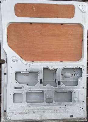 Дверь сдвижная левая RENAULT MASTER III