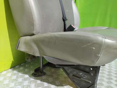 Сидение двойное Renault Trafic II, Opel Vivaro II, Nissan Primastar II (2001-2006) дорестайл