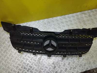 Решетка радиатора Mercedes-Benz Sprinter W 906 (2006-2014) дорестайл