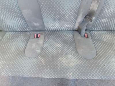 Сидіння тройне Renault Trafic II, Opel Vivaro II, Nissan Primastar II (2001-2006) дорестайл